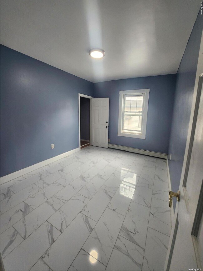 Building Photo - 85-84 88th St