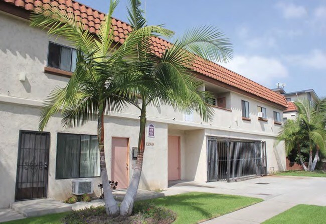 Building Photo - Cordary Apartments