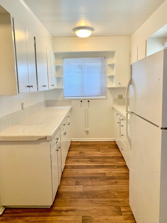 Building Photo - Del Playa Corner Duplex with Ocean Views (Managed By: EIPM, Inc.)