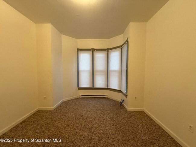 Building Photo - 457 Madison Ave