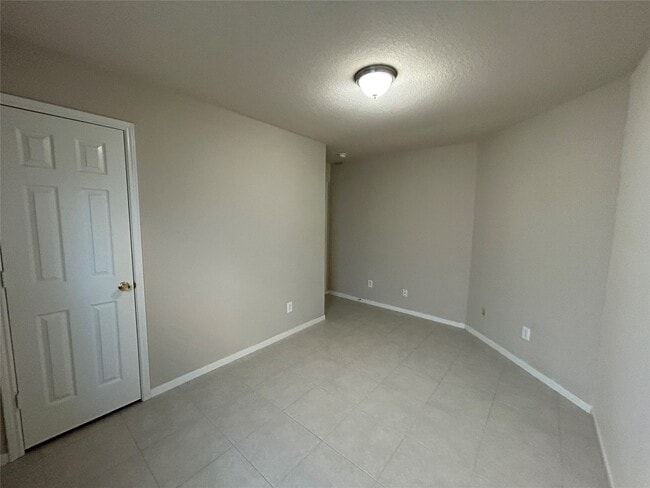 Building Photo - 15719 Wisteria Hill St