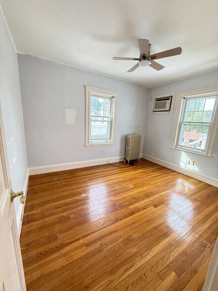 Building Photo - 118 Brookfield Rd