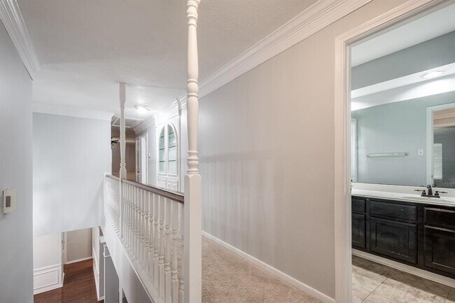 Building Photo - 4515 Tall Ridge Ct