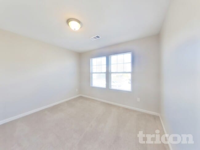 Building Photo - 197 Altondale Dr