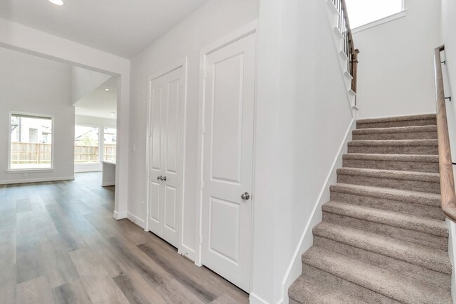 Building Photo - 21118 Chelton Bch Dr