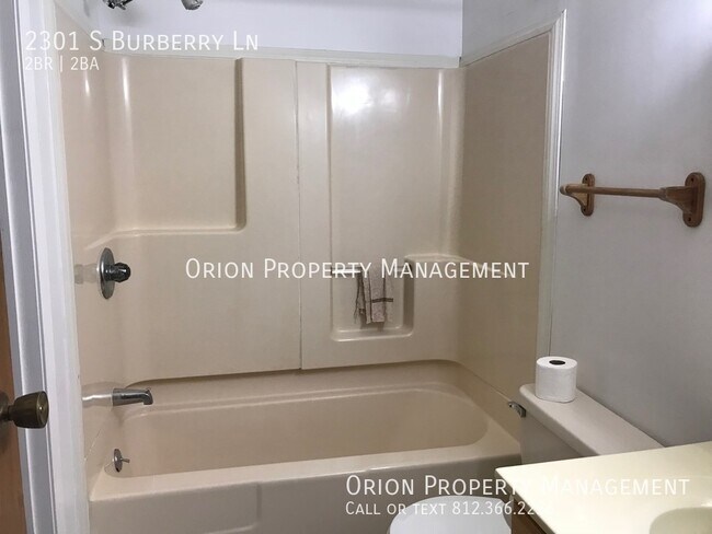Building Photo - 2301 S Burberry Ln