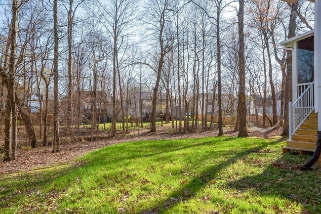 Building Photo - 104 Sundance Way