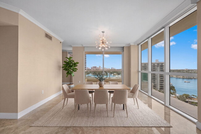 Building Photo - 101 S Fort Lauderdale Beach Blvd