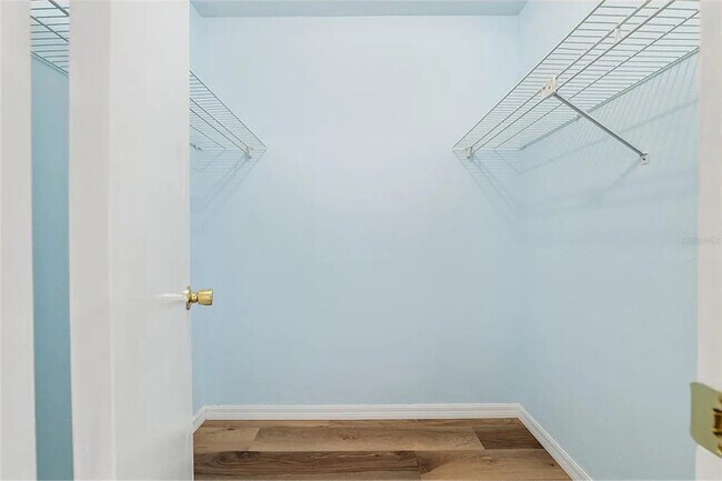 Building Photo - 4724 SW 67th Terrace
