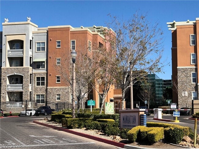 Building Photo - 62 E Serene Ave