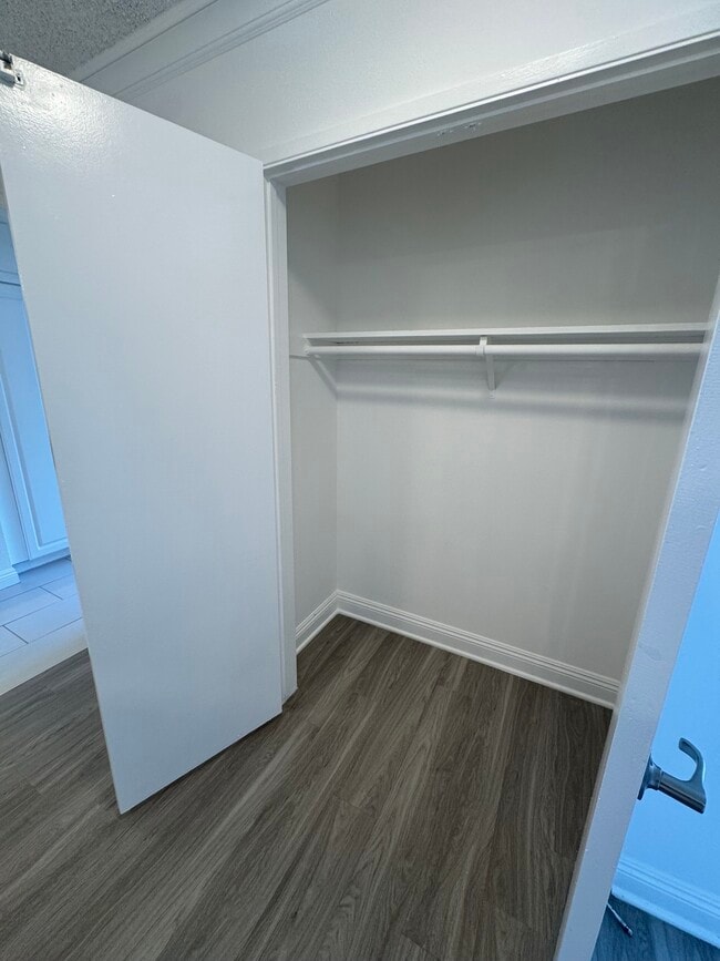 Building Photo - The Lennox Apartment