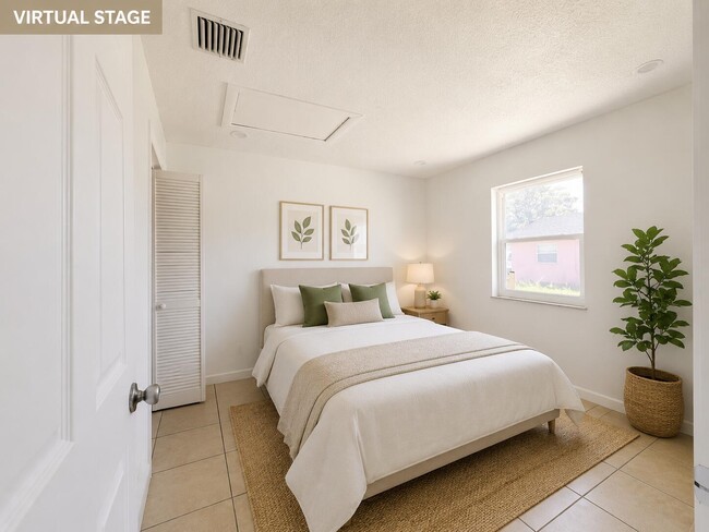 Building Photo - 1207 Ave K