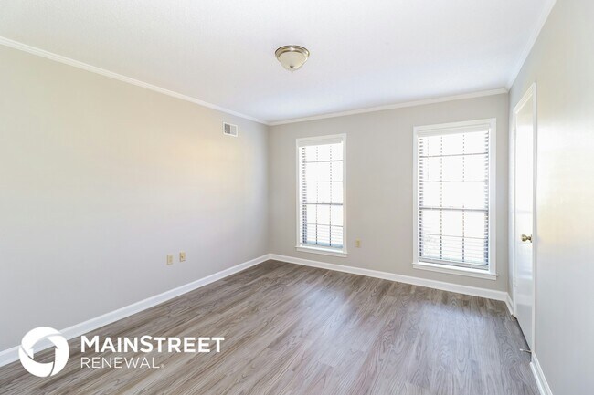 Building Photo - 5657 Redford Ave