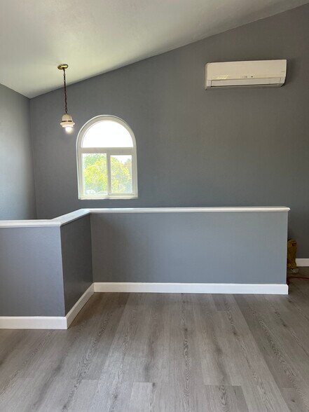 Building Photo - 5316 Inglewood Blvd