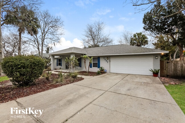 Building Photo - 2007 Juniper Dr