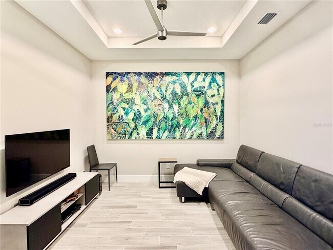 Building Photo - 6111 Mesa Gln