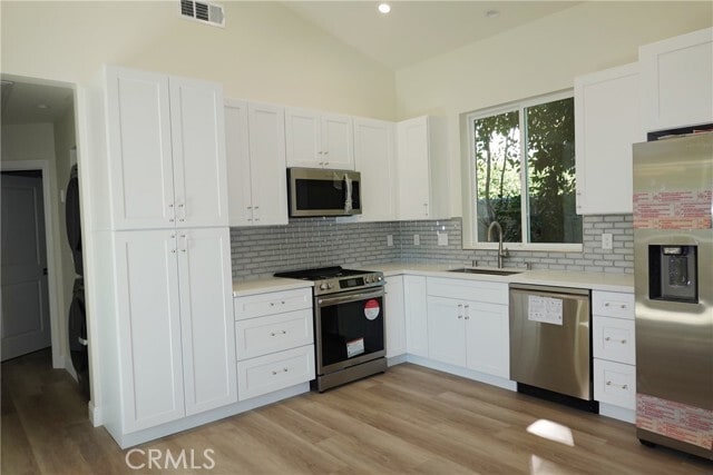 Building Photo - 1727 Hiawatha Dr