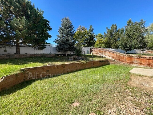 Building Photo - 451 Grey Swallow St