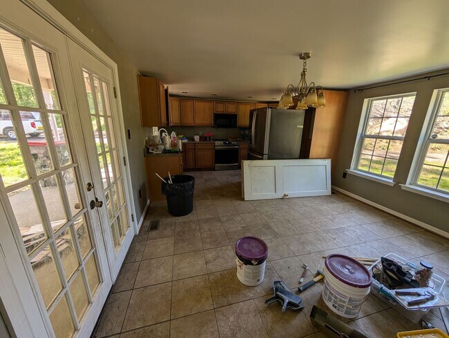 Building Photo - 4 Bedroom Darlington Home Near State Park