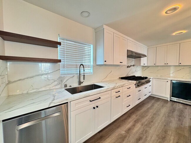 Building Photo - 16419 Bear Meadow Cir