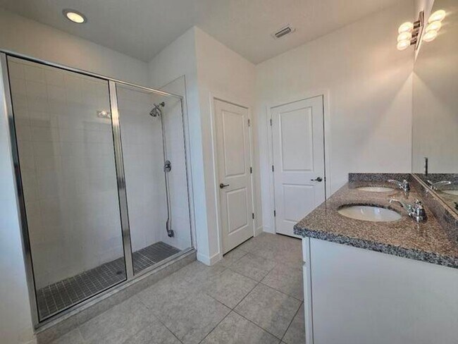 Building Photo - 8641 Antarus Dr
