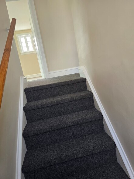 Building Photo - 1772 Ferndale Ave