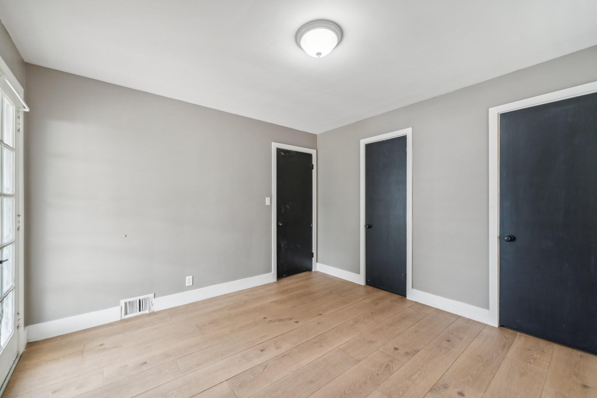 bedroom 2 - 1639 Harwich Rd