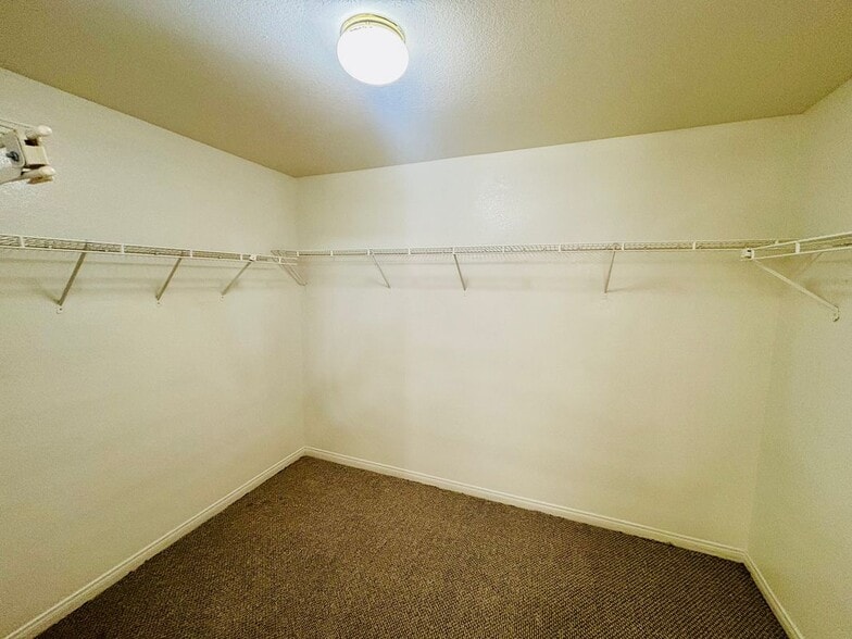 Building Photo - 40350 Maravilla Dr