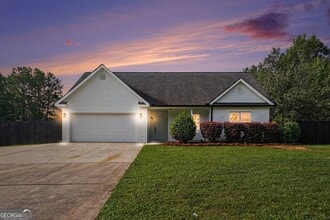 Building Photo - 520 Vineyard Rd