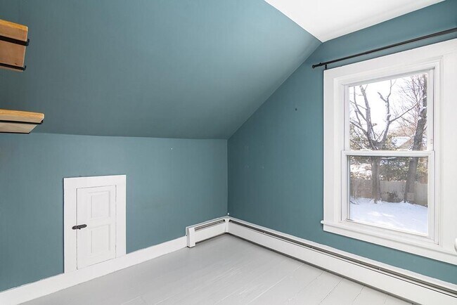 Building Photo - 40 Mechanic St