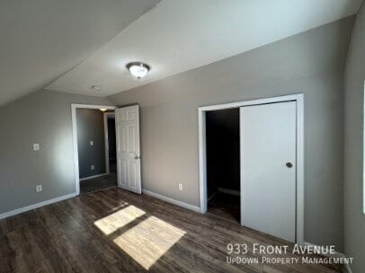 Building Photo - 933 Front Ave