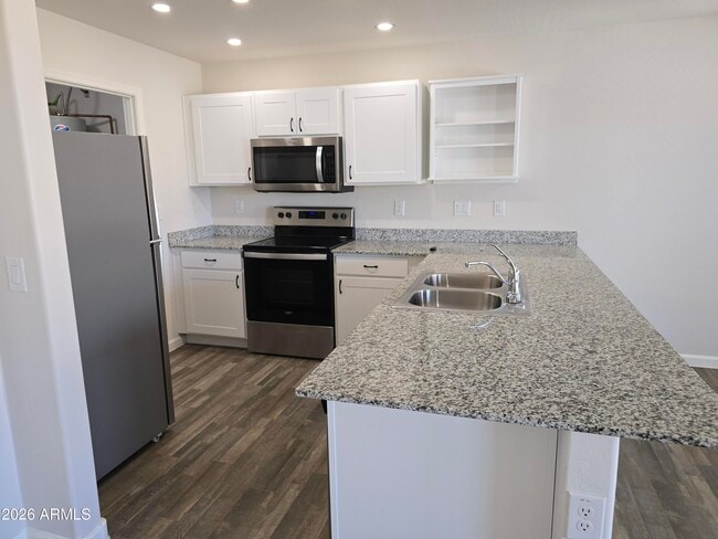 Building Photo - 40 W Cottonwood Ln