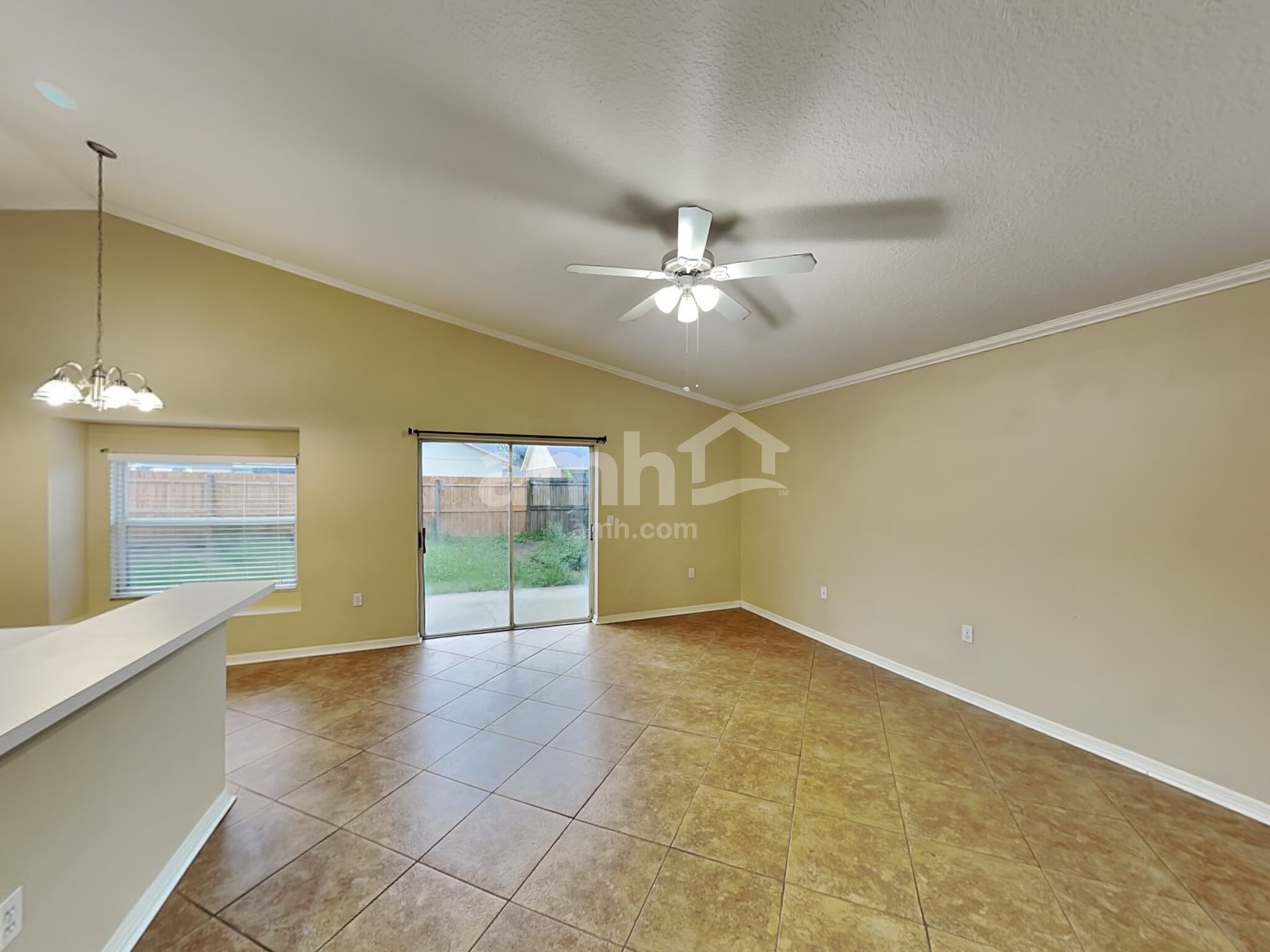 Building Photo - 1706 Comstock Pl
