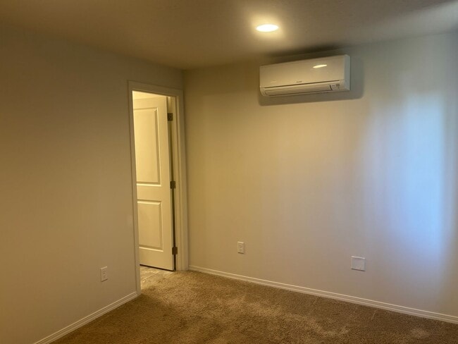 Building Photo - MSC Stillwell II