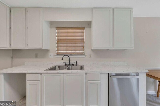 Building Photo - 1298 Parkwood Chase NW