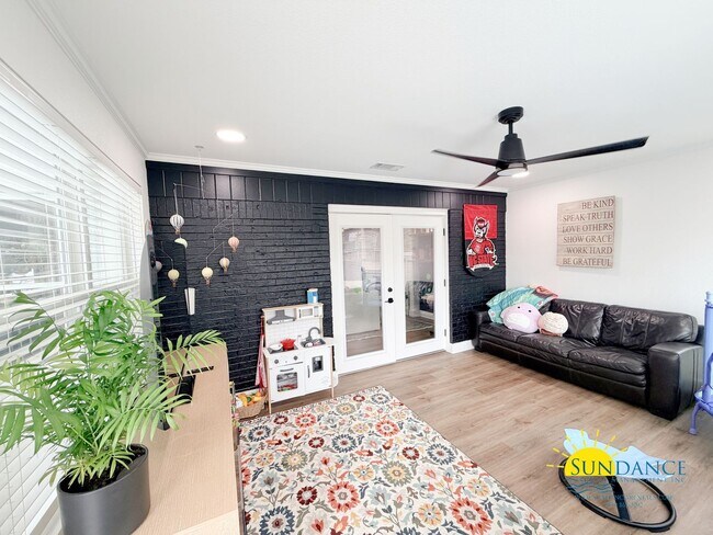 Building Photo - Custom 4BR Pool Home in Kenwood with Bonus Room & Private Backyard!