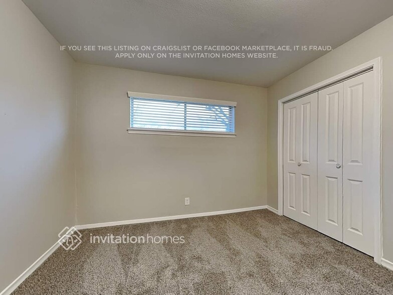 Building Photo - 1605 Comanche Trail