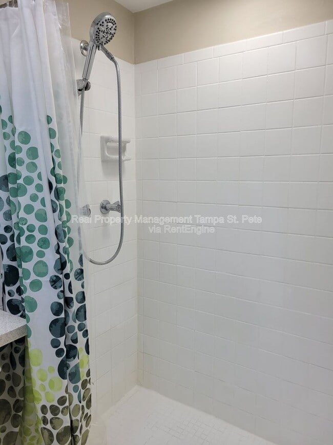 Building Photo - 12231 Magnolia Grove Ln