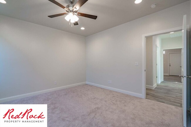 Building Photo - Single-Level Home in Hurricane With an Attached Casita!