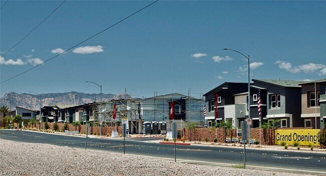 Building Photo - 9859 Hidden Pass Ave