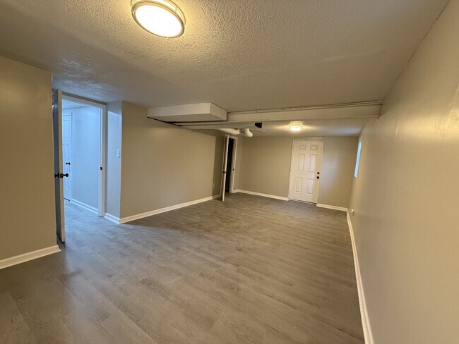 Building Photo - 2753 N 34th St