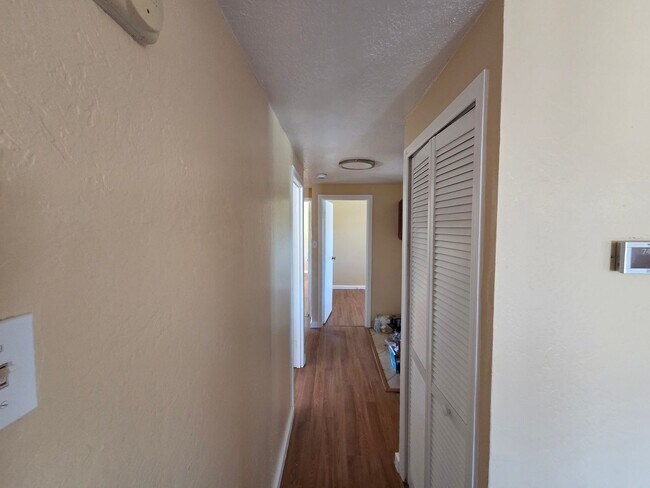 Building Photo - Queen Creek 3 bed / 2 bath on just under 5 Acres! No HOA!