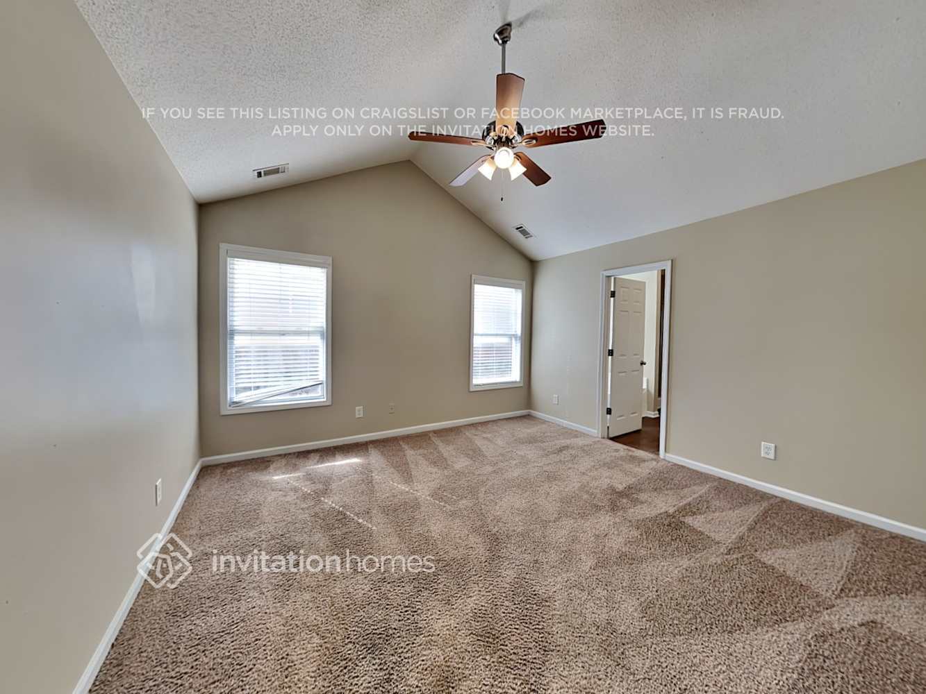 Building Photo - 3816 Pine Village Pl