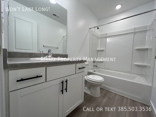 Building Photo - 5127 W Duet Dr