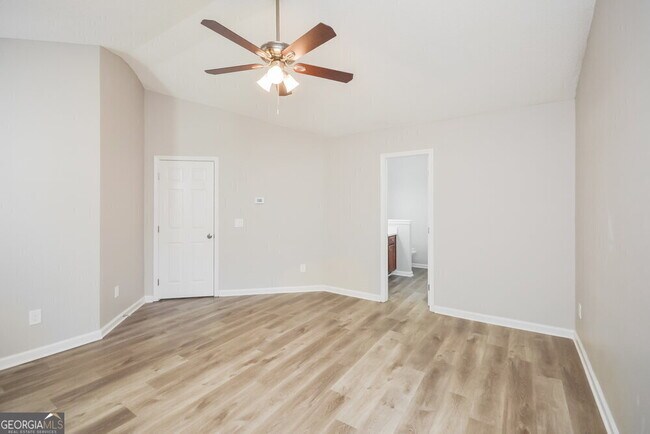 Building Photo - 40 Stone Ridge Way