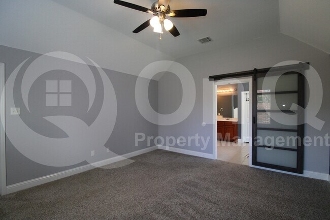 Building Photo - 2517 Flowing Springs Dr