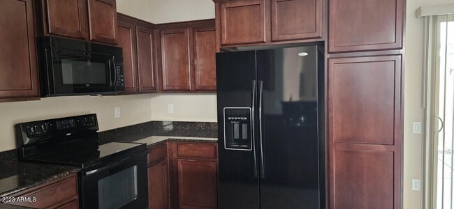 Building Photo - 2140 Scully Dr