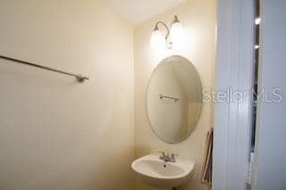 Building Photo - 6855 Sperone St