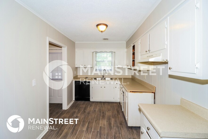 Building Photo - 3557 Bellwood Dr