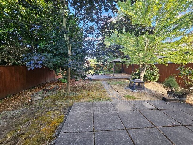 Building Photo - 6458 NE 8th Ave